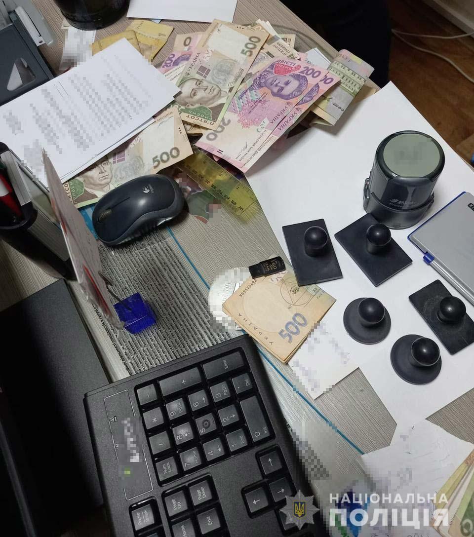 В Днепре задержали врача - фото: dp.npu.gov.ua