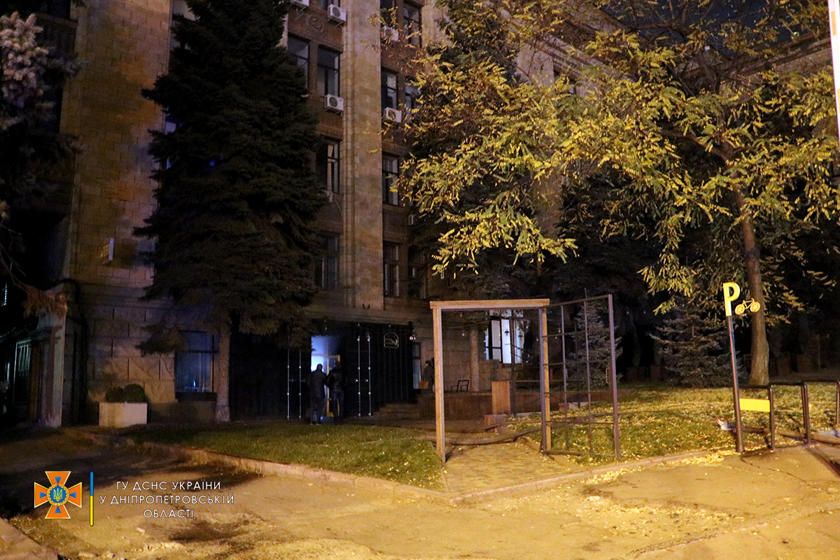 В Днепре загорелось кафе - фото: dp.dsns.gov.ua