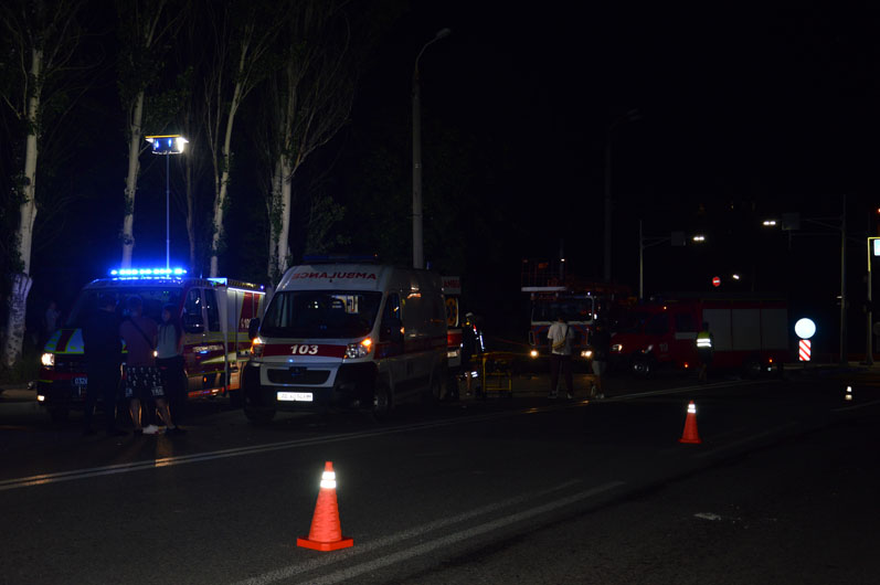 В Днепре произошло серьезное ДТП - фото: ГСЧС