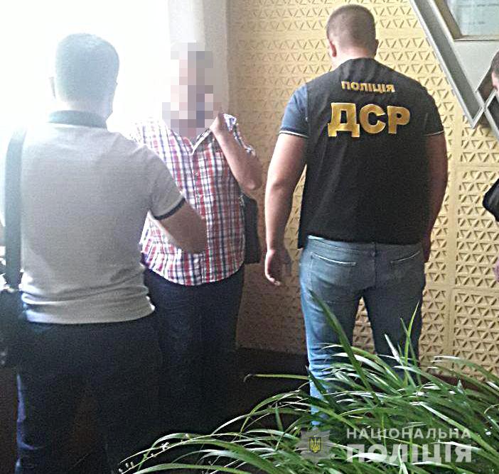 В Днепре задержали ректора из-за взятки / фото: ГУ НП в Днепропетровской области
