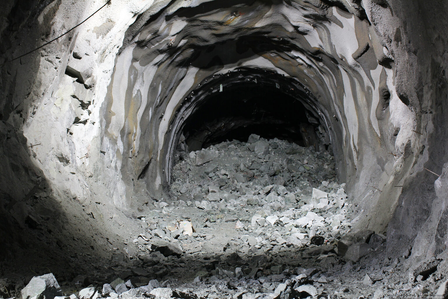 Так выглядел после взрыва - фото: metro.dp.ua