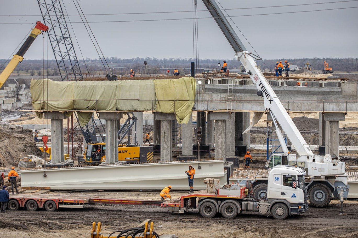 Половину трассы уже построили / фото: ДнепрОГА