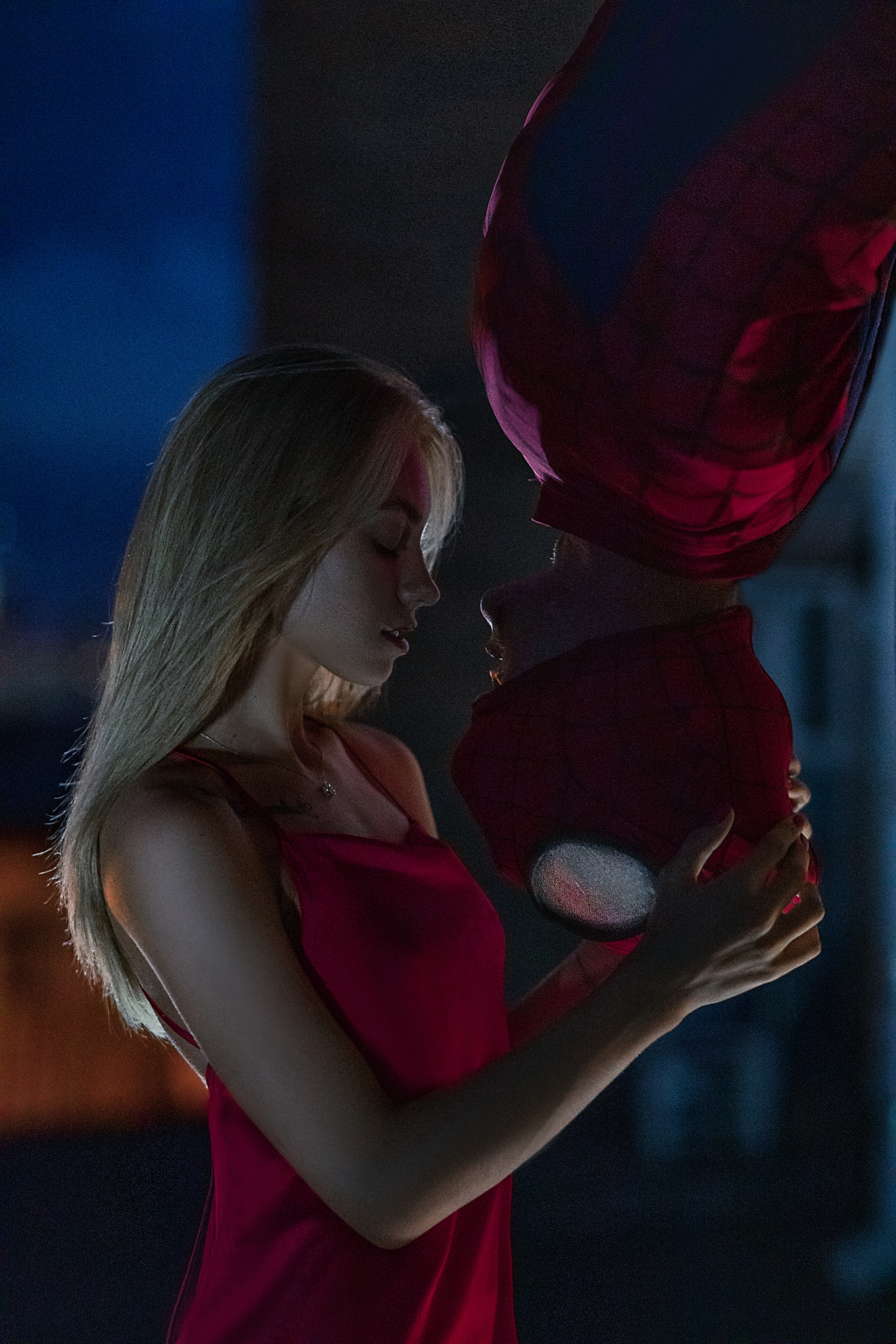 Человека Паука фотографировали вместе с Мэри Джейн / фото: Станислав Губкин