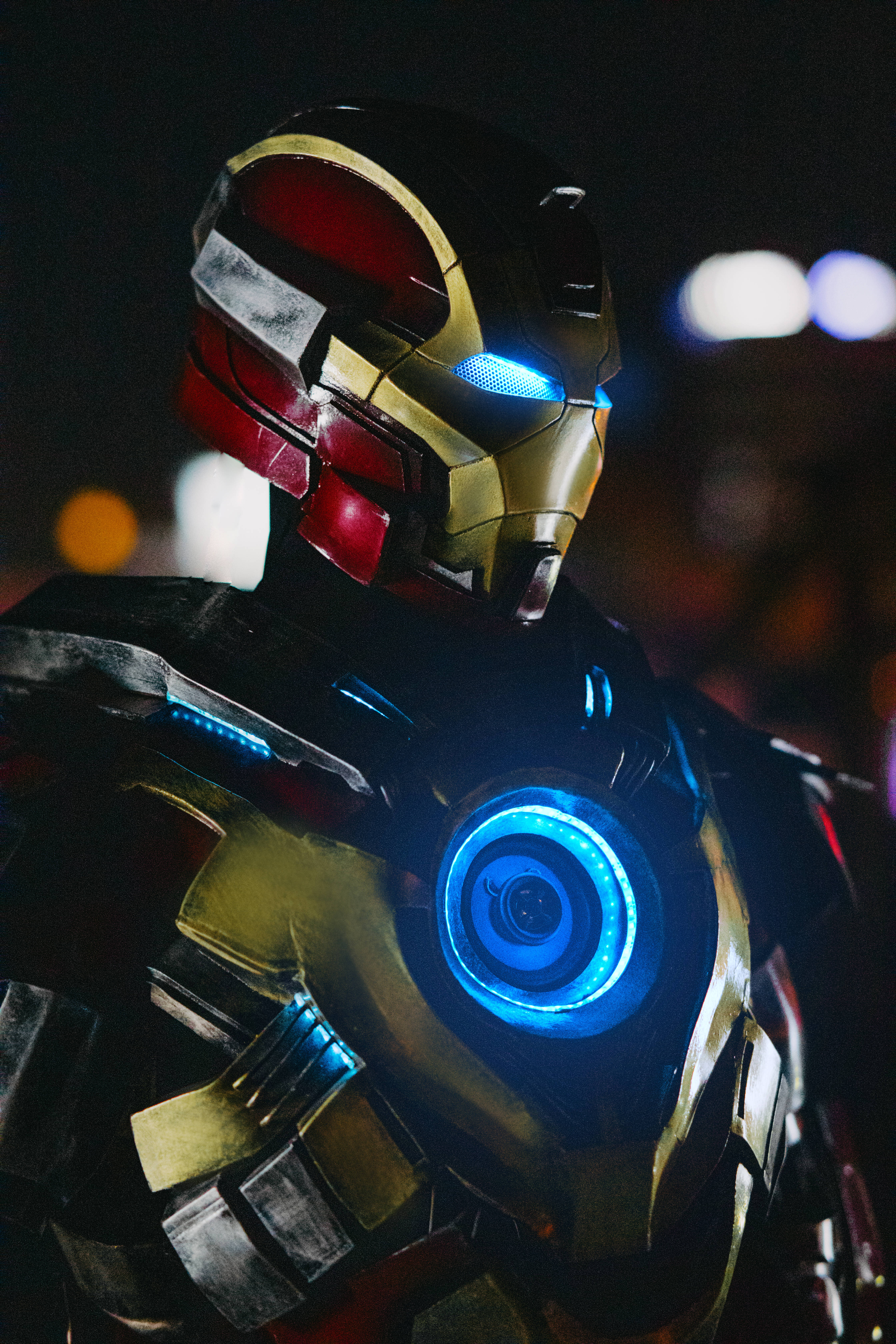 Несколько снимков сделали с Железным человеком / фото: Станислав Губкин