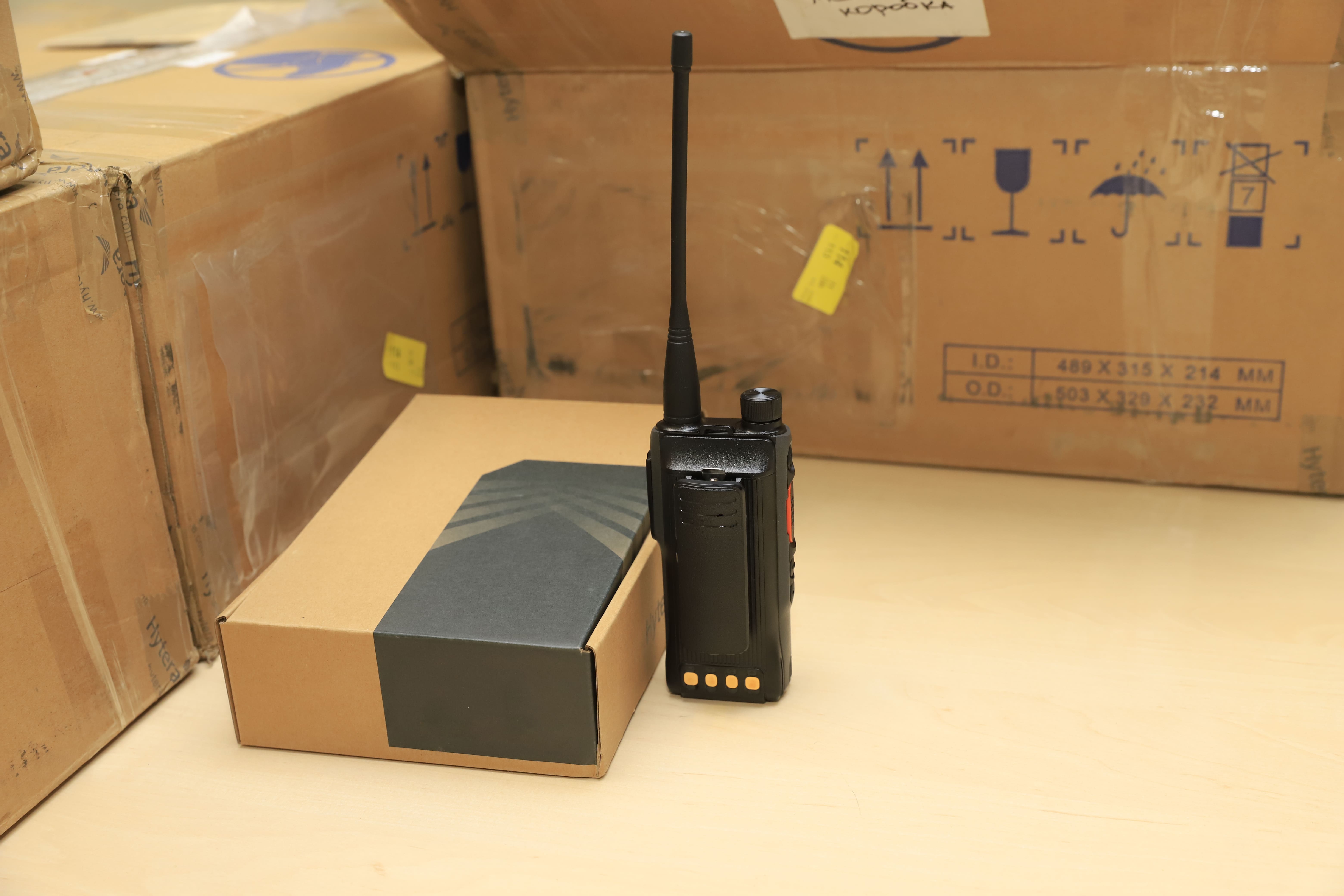 В Днепре подразделениям Национальной гвардии Украины передали 195 новых радиостанций фото 6 5