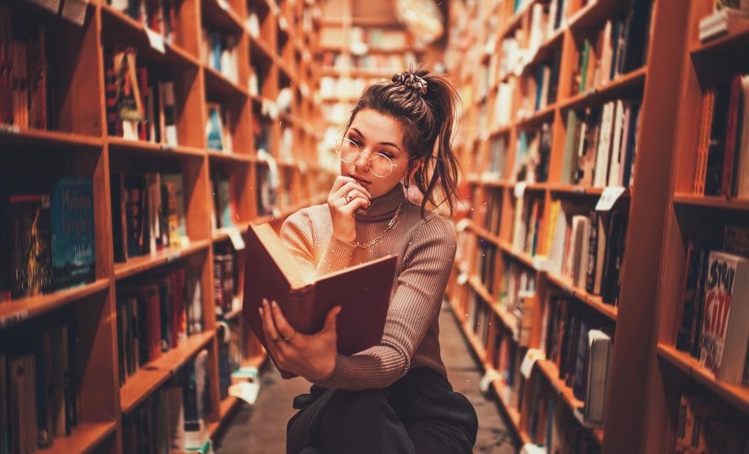 Библиотека - фото: instagram.com/brandonwoelfel