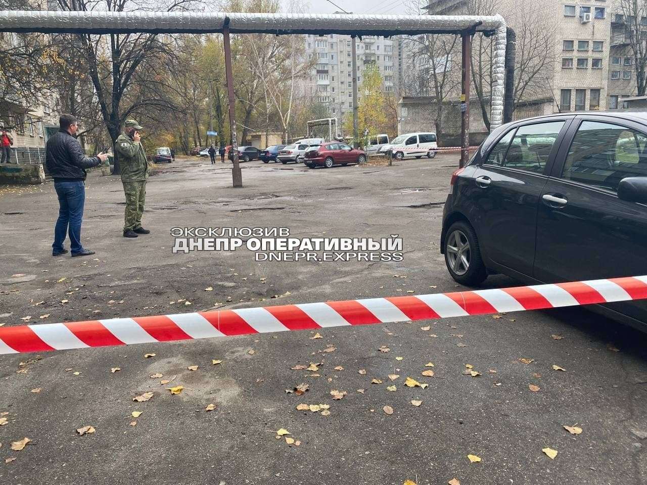 Территорию оградили лентой - фото: dnepr.express