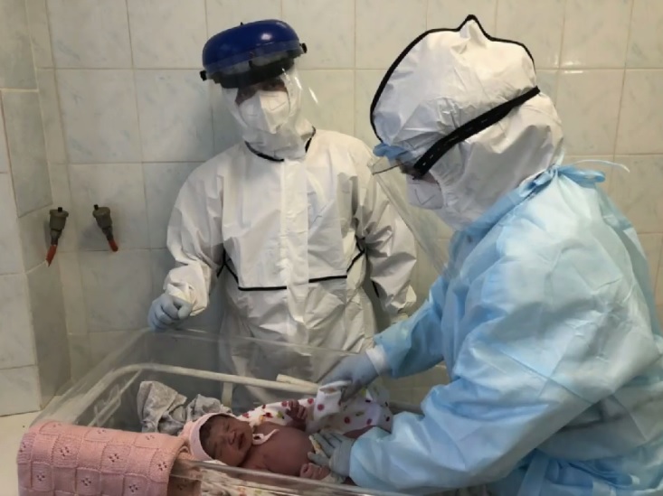 Малышка здорова и чувствует себя отлично  / фото: fb Сергей Рыженко