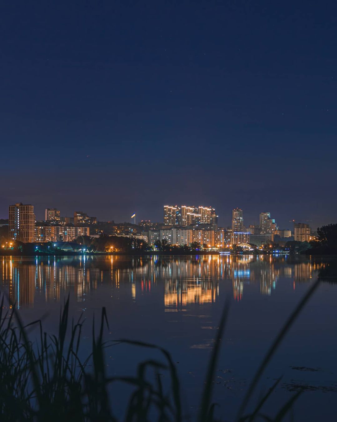 Вечерний Днепр - фото: inst deniska_ua