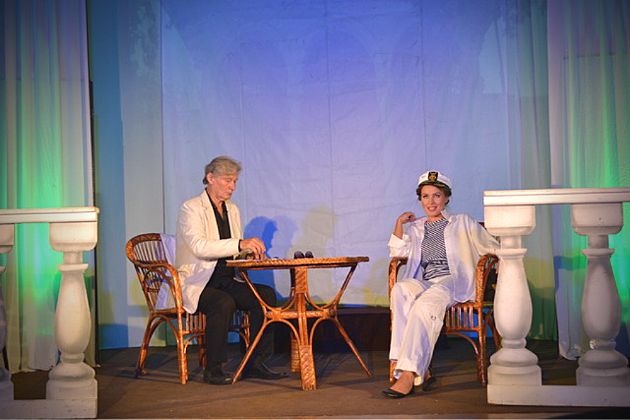 Спектакль - фото: dramicom.dp.ua