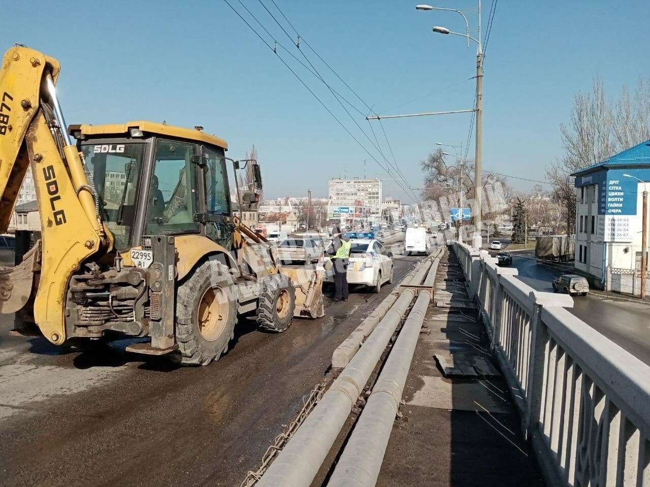 На левом берегу ДТП с трактором / фото: dnepr.express