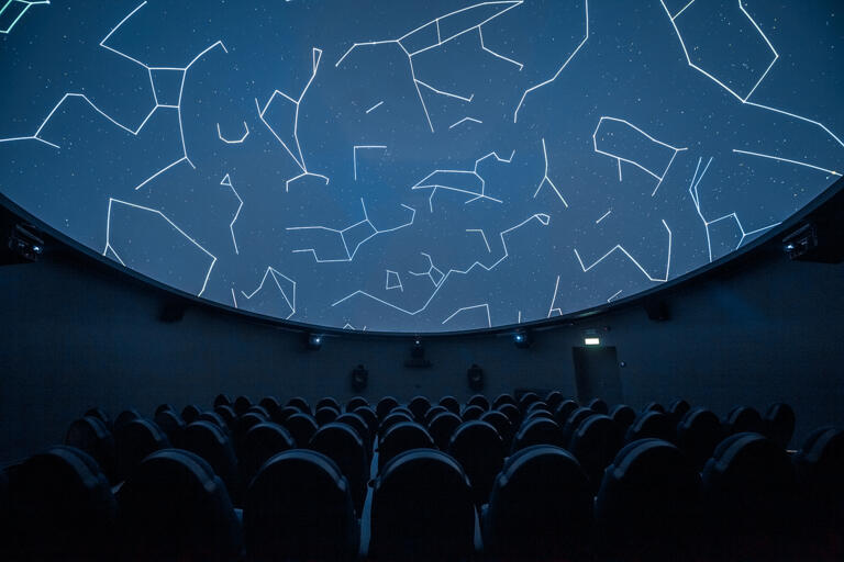 В планетарии покажут фильмы ко Дню города - || фото: planetarium.com.ua
