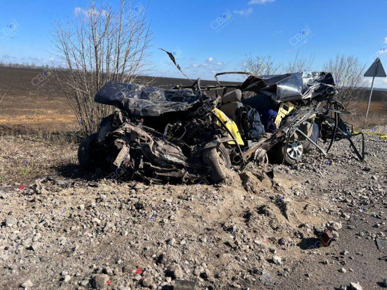 Погиб водитель легковушки – || фото: svoi.kr.ua