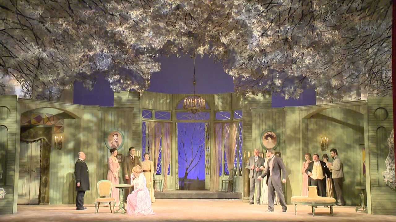 Спектакль "Вишневый сад" - фото: konchalovsky