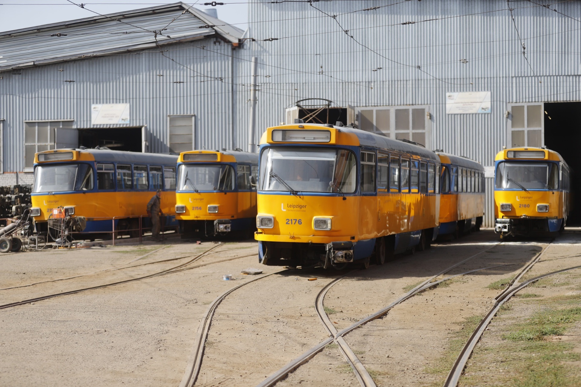 Новые трамваи еще нужно переоборудовать / фото: мэрия Днепра