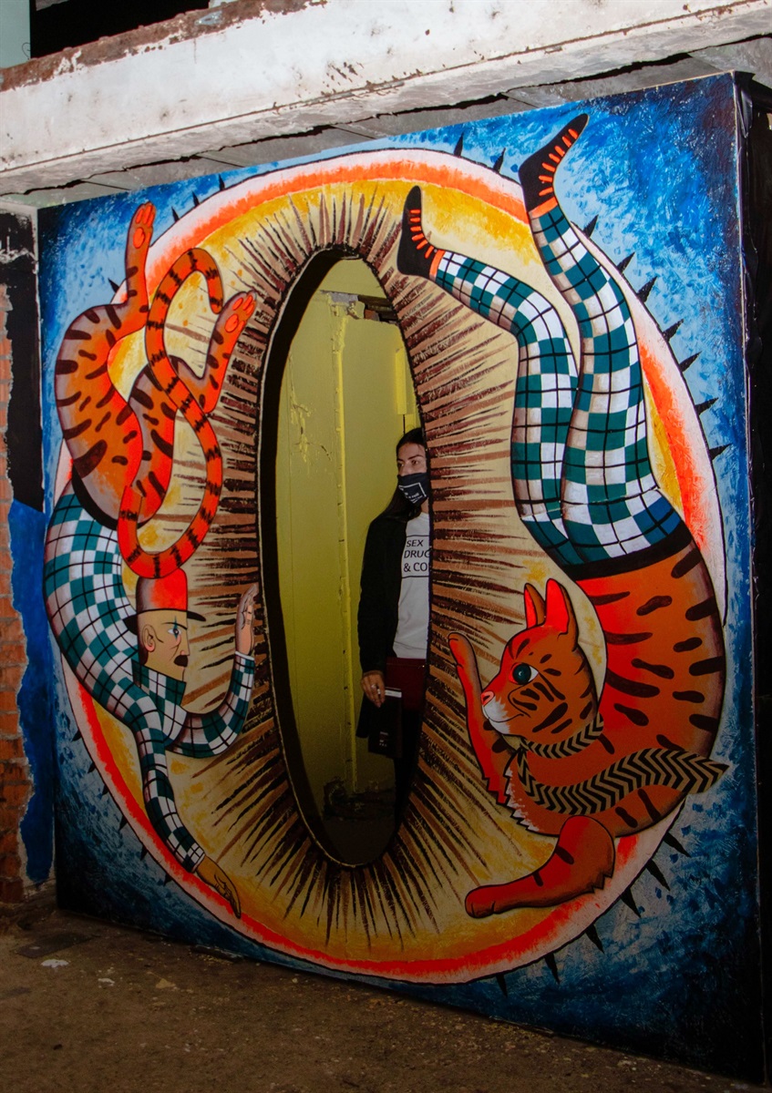 Яркая инсталляция на Dnipro GogolFest / фото: мэрия