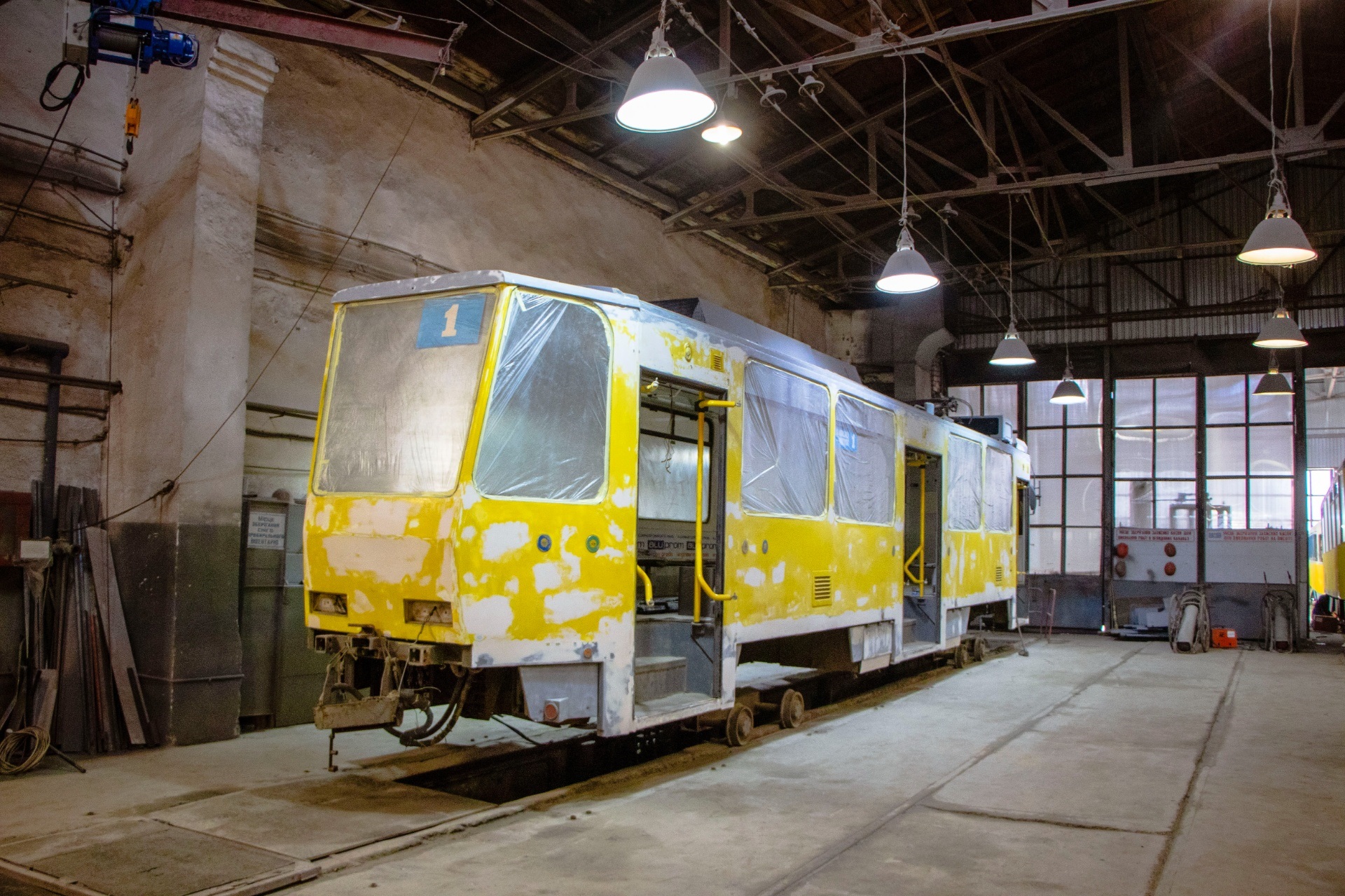 В Днепре капитально ремонтируют трамваи - фото: dniprorada.gov.ua