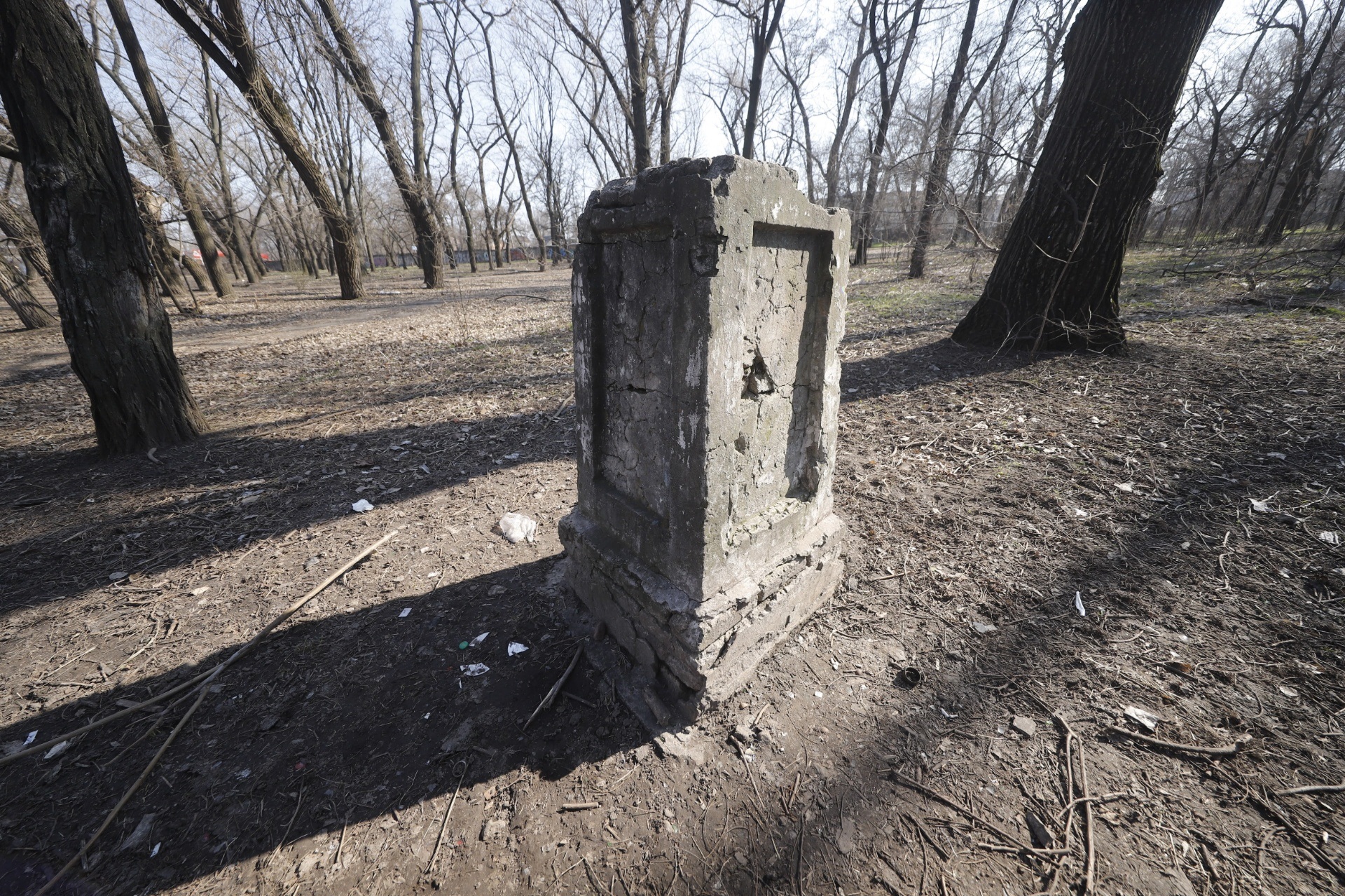 В Днепре реконструируют сквер Металлургов - фото: dniprorada.gov.ua