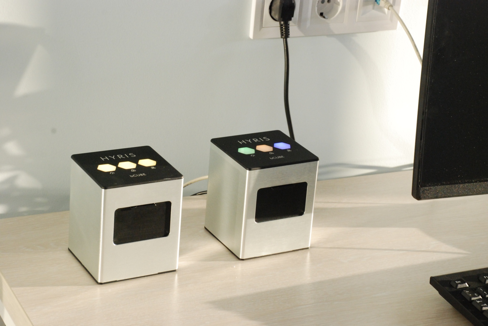 С помощью этого оборудования определяют коронавирус - фото: dniprorada.gov.ua