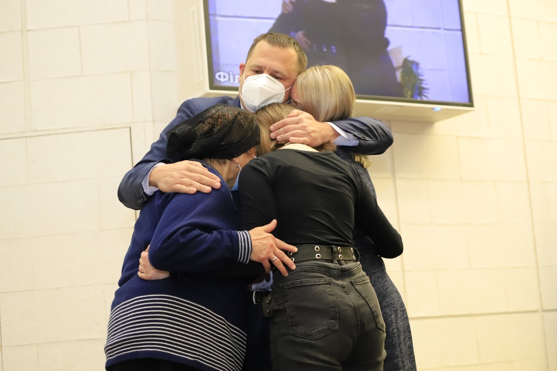 Горсовет назначил семье погибшей Веры Лебединец материальную помощь - || фото: dniprorada.gov.ua