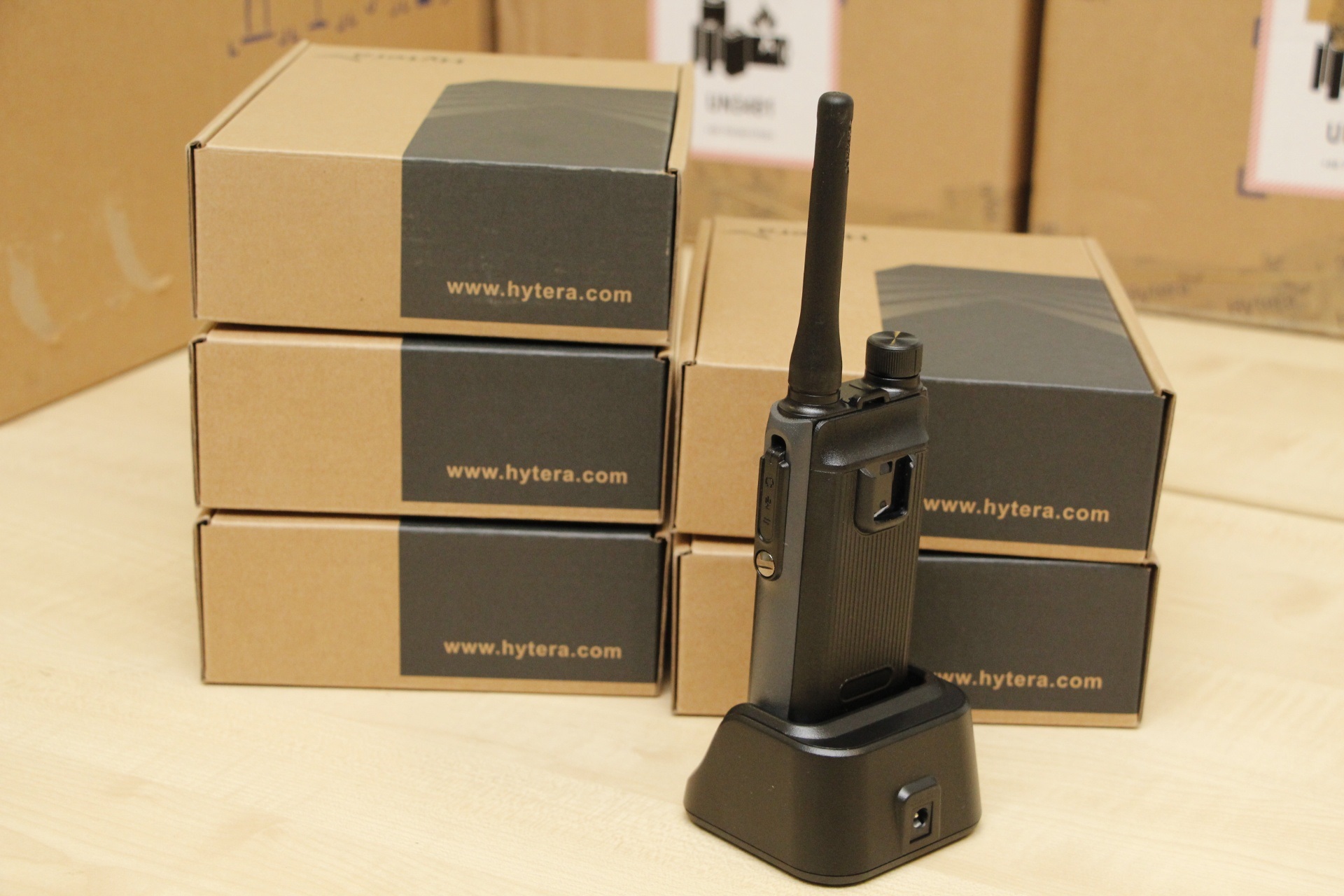 Филатов: "Днепр передал Нацгвардии очередные 200 радиостанций" фото 10 9