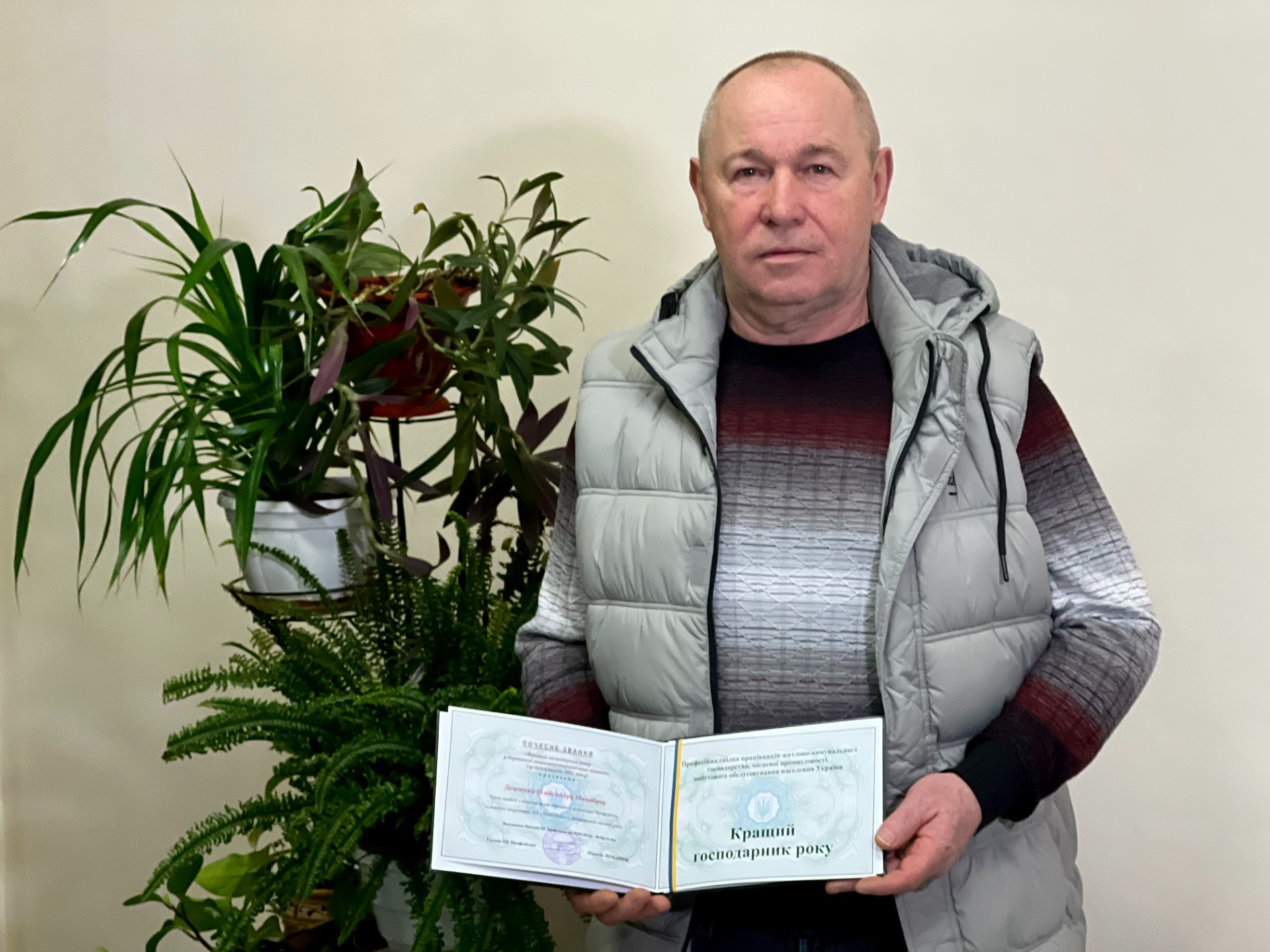 Філатов вручив нагороди тепловикам Дніпра, які продовжують відновлювати міські системи після атак рф фото 3 2