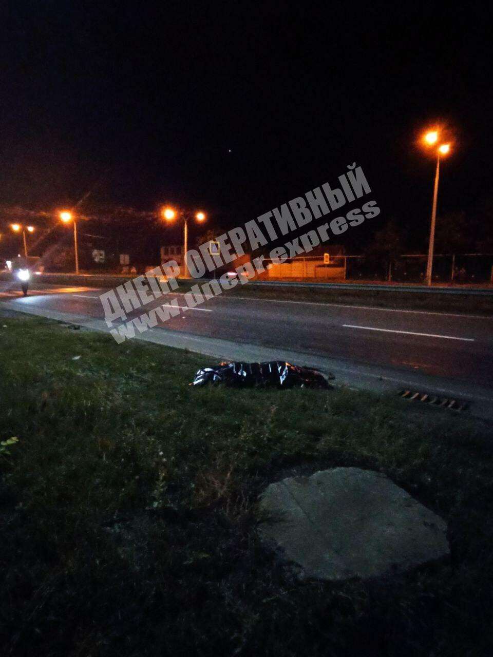 Спасти мужчину и женщину не удалось / фото: Днепр Оперативный