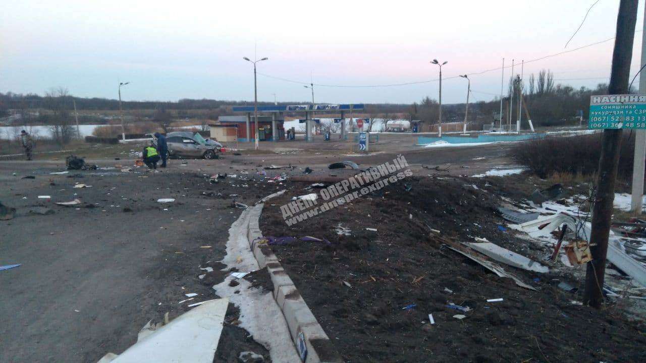 Авария случилась возле АЗС / фото: dnepr.express