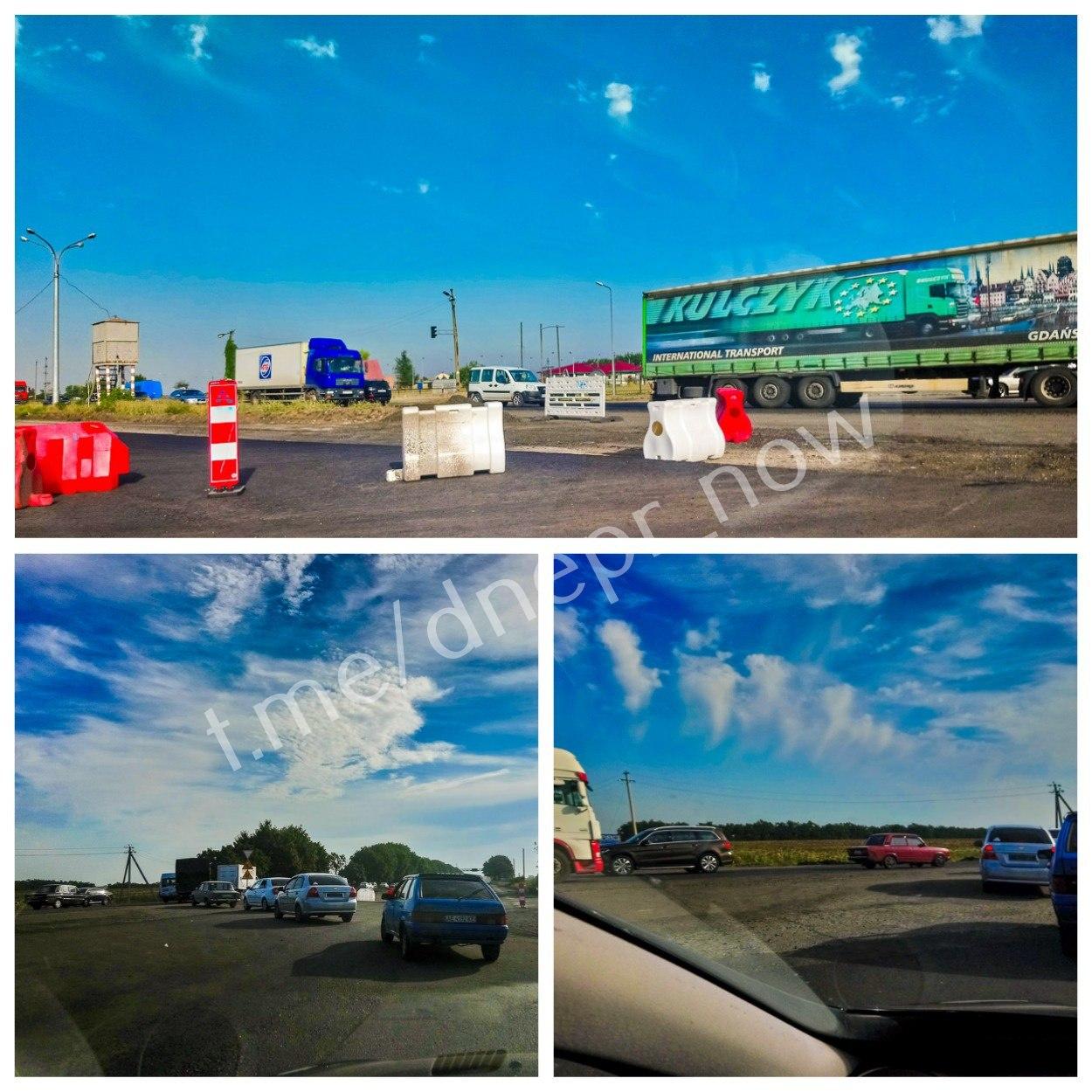 На трассе Днепр-Кривой Рог пробки / фото: Днепр Сейчас