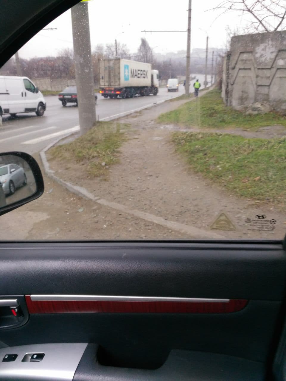 Проезд затруднен / фото: tg ДТП. Пробки