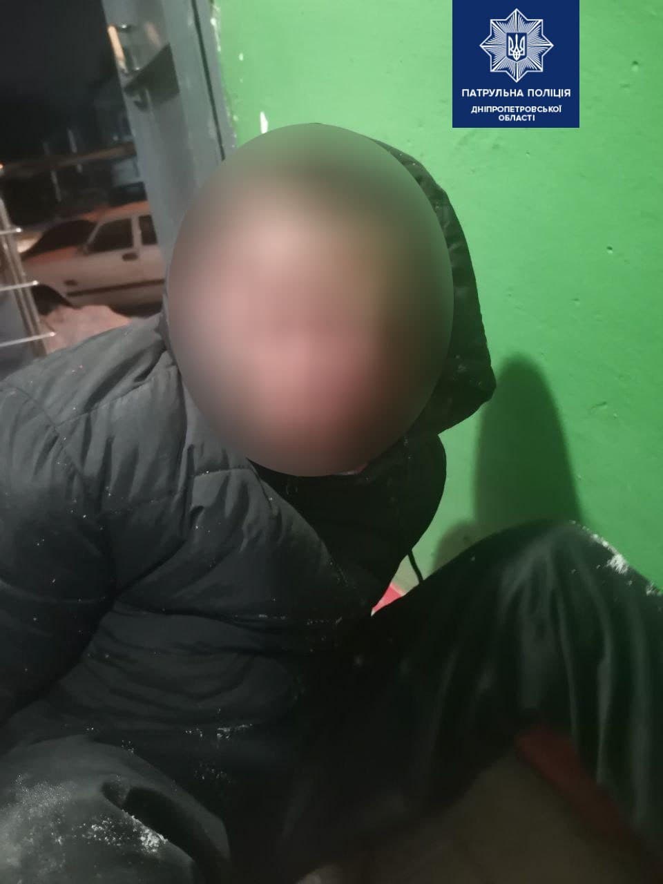 Подозреваемого задержали / фото: патрульная полиция