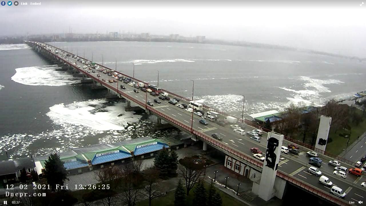 Пробка на Новом мосту / фото: tg Пробки.ДТП