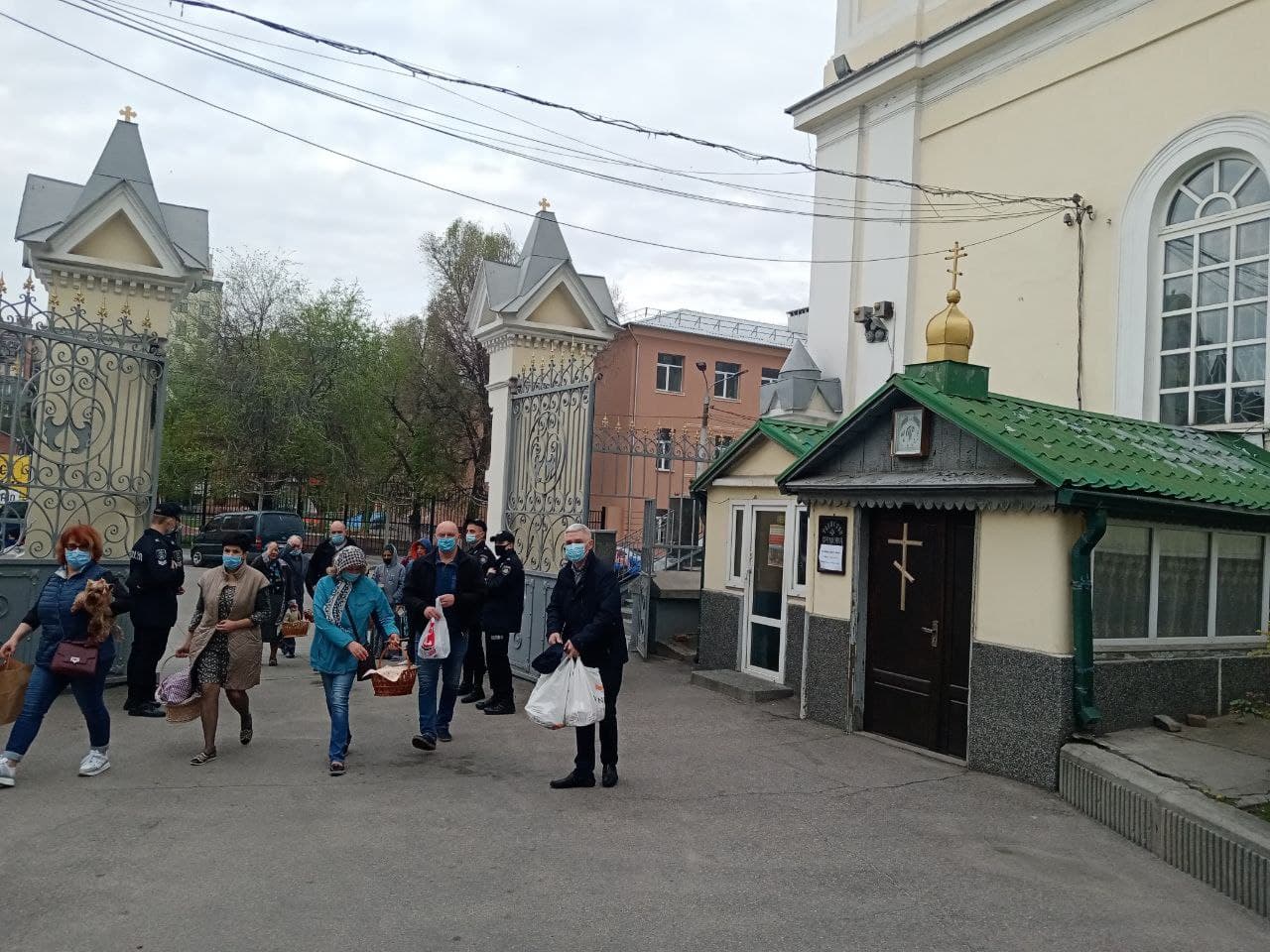 Пасха в Свято-Троицком соборе - фото: opentv.media