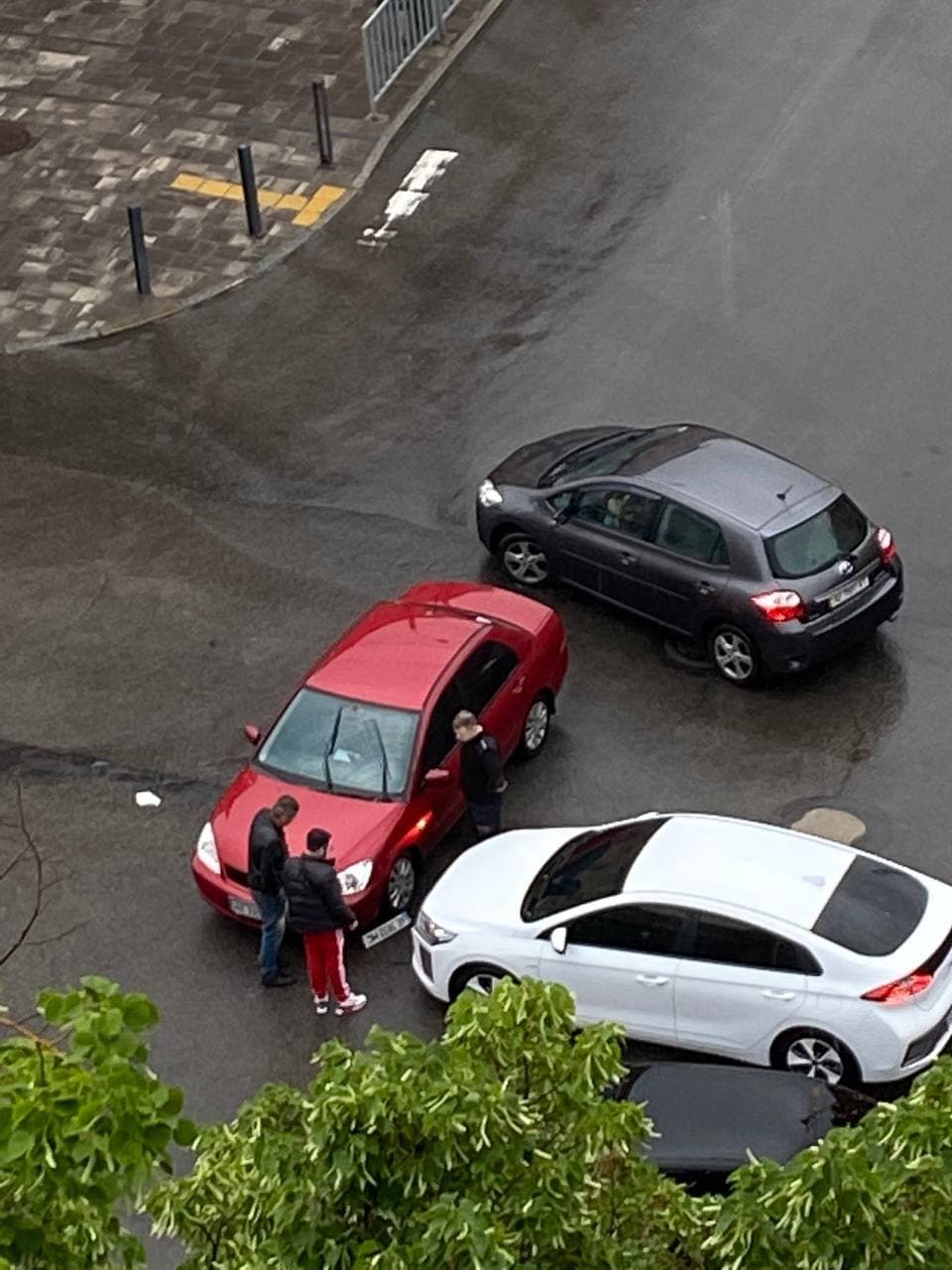 Авария на Троицкой - фото: tg ДТП. Пробки