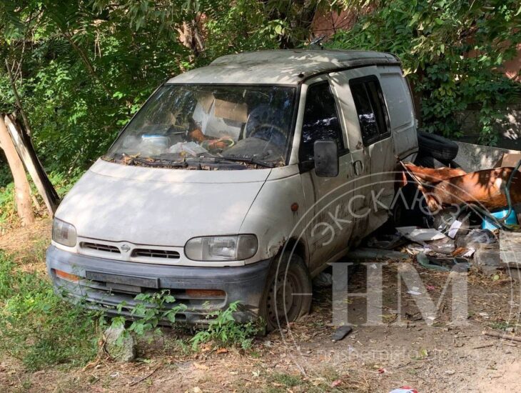 В машине нашли мертвого парня / фото: nashemisto.dp.ua