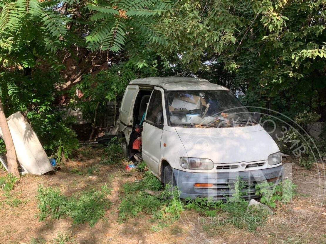 Машина забита мусором / фото: nashemisto.dp.ua