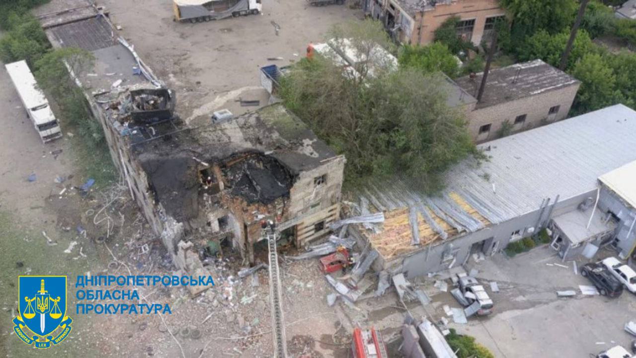 В результате ракетного удара погибли 2 человека - || фото: dnipr.gp.gov.ua