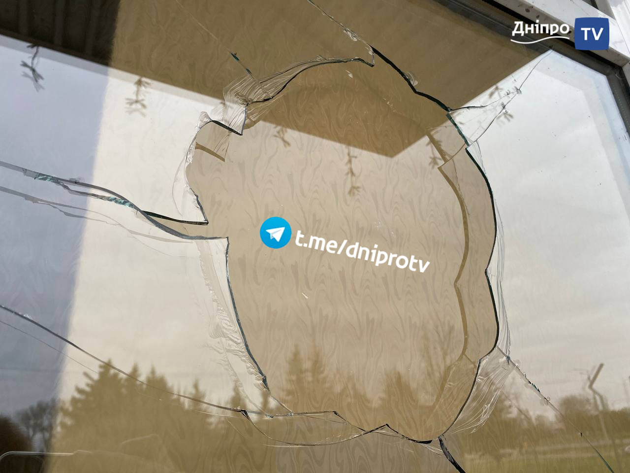 Розбиті вікна на льодовій арені - || фото: dnipro.tv