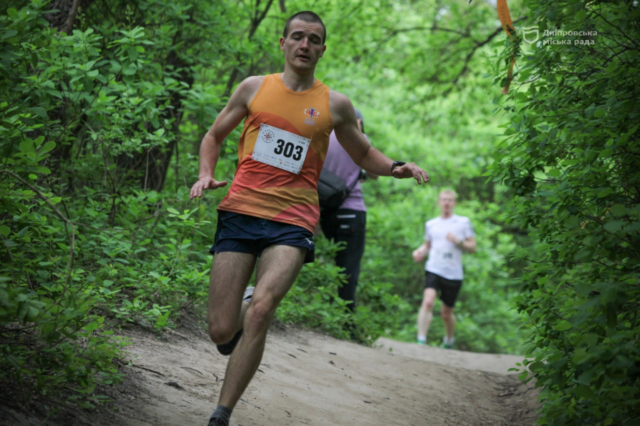 В Днепре прошел забег в вышиванках: как это было (фото) фото 13 12