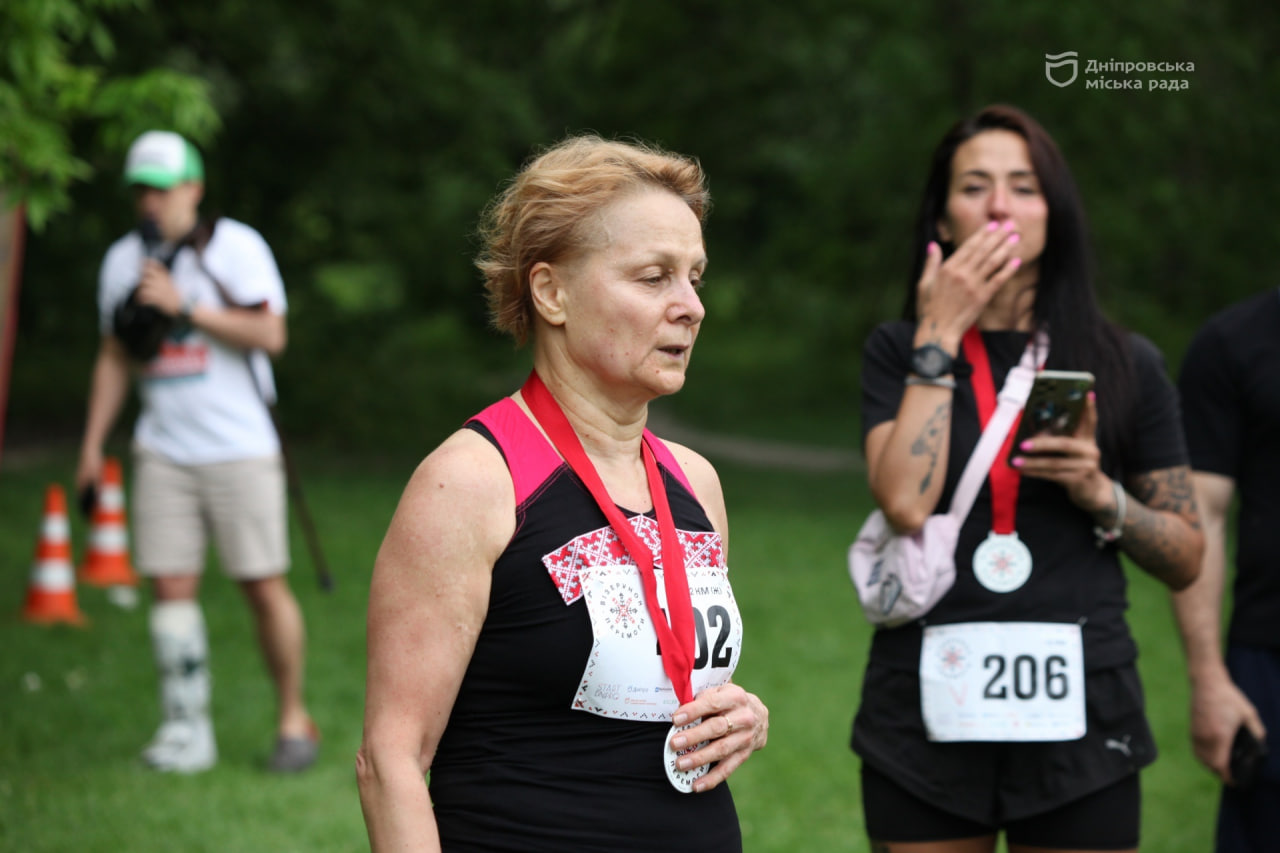 В Днепре прошел забег в вышиванках: как это было (фото) фото 12 11