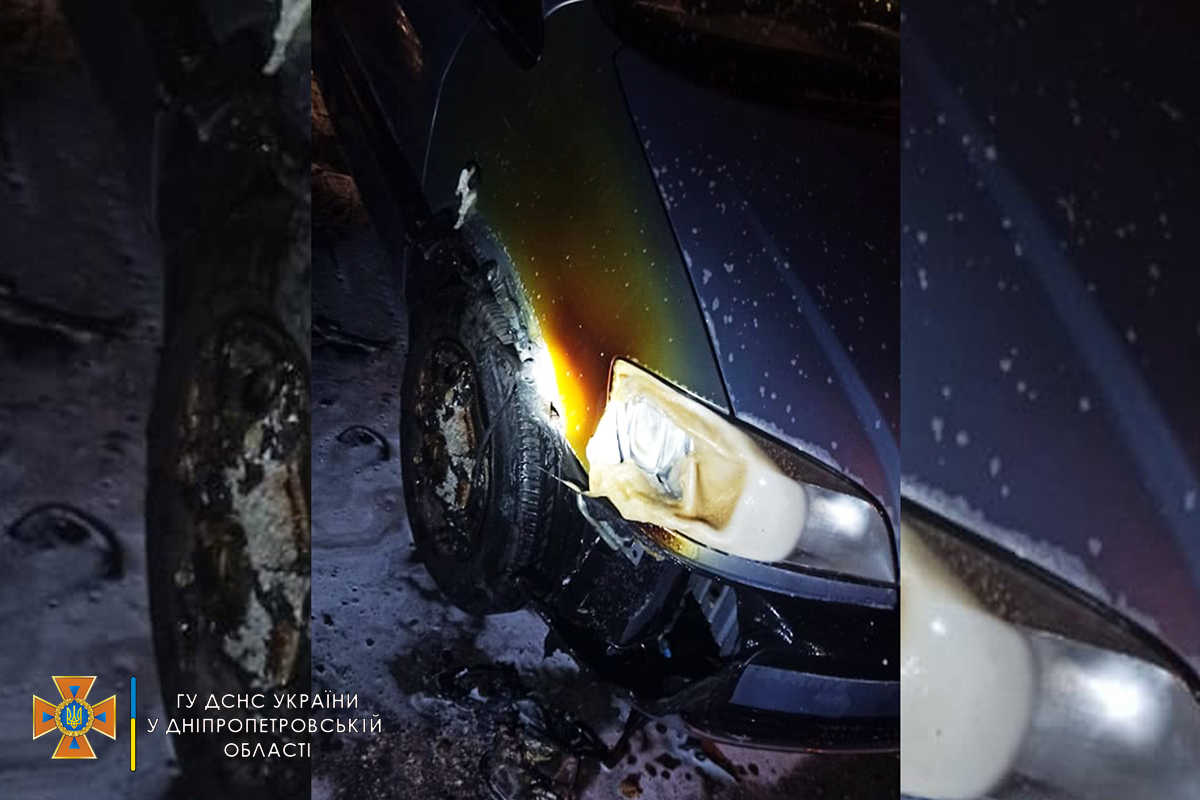 Пострадали жве машины - фото: ГСЧС