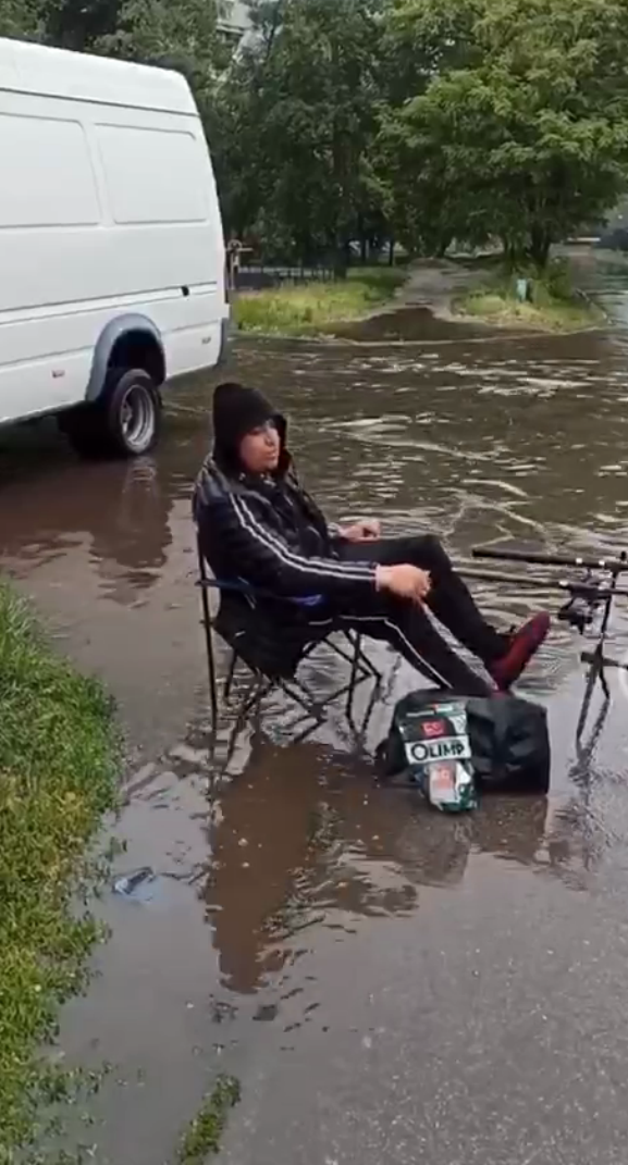 Рыбак - фото: tg Dnepr_Black