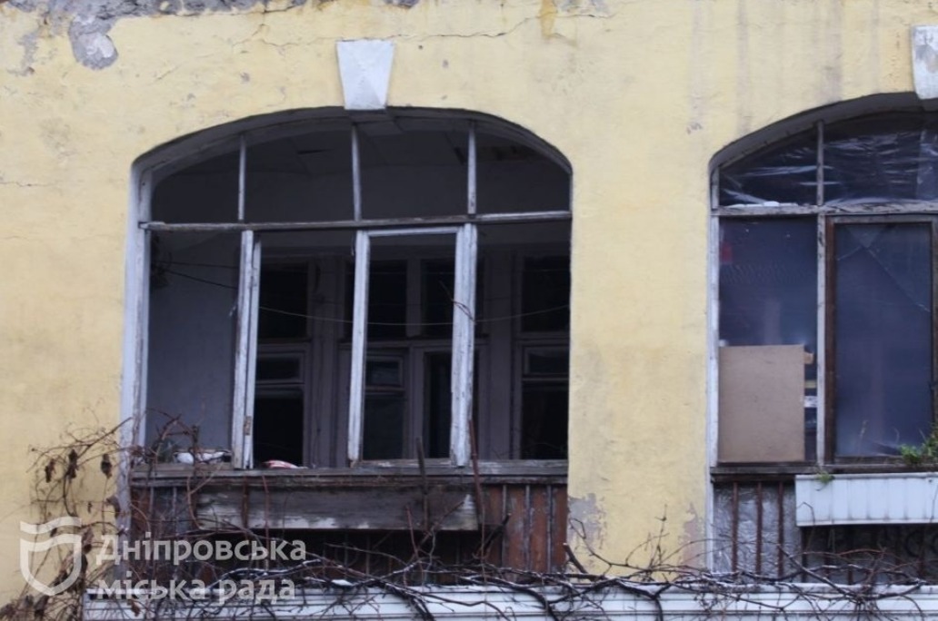 Повреждены десятки квартир – || фото: dniprorada.gov.ua