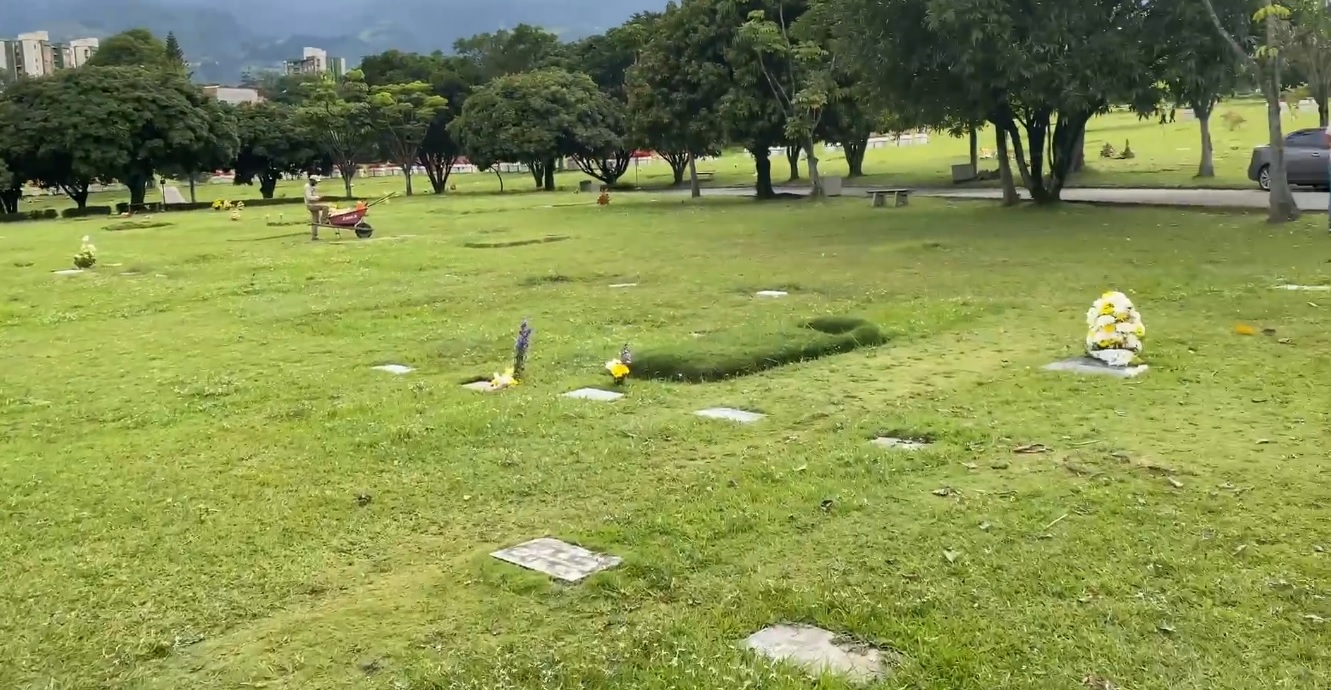 Кладбище в Колумбии - фото: fb Mykhailo Lysenko