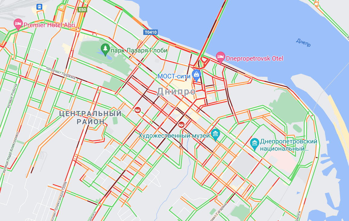 Центр сковали пробки - фото: google.com