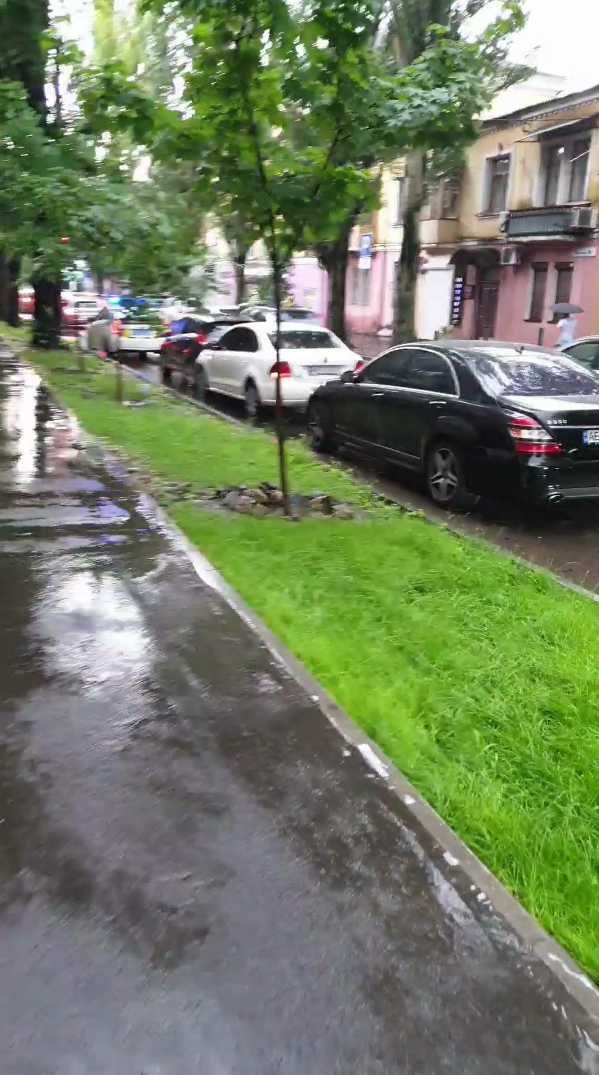 Авария на улице Гончара - фото: tg ДТП.Пробки