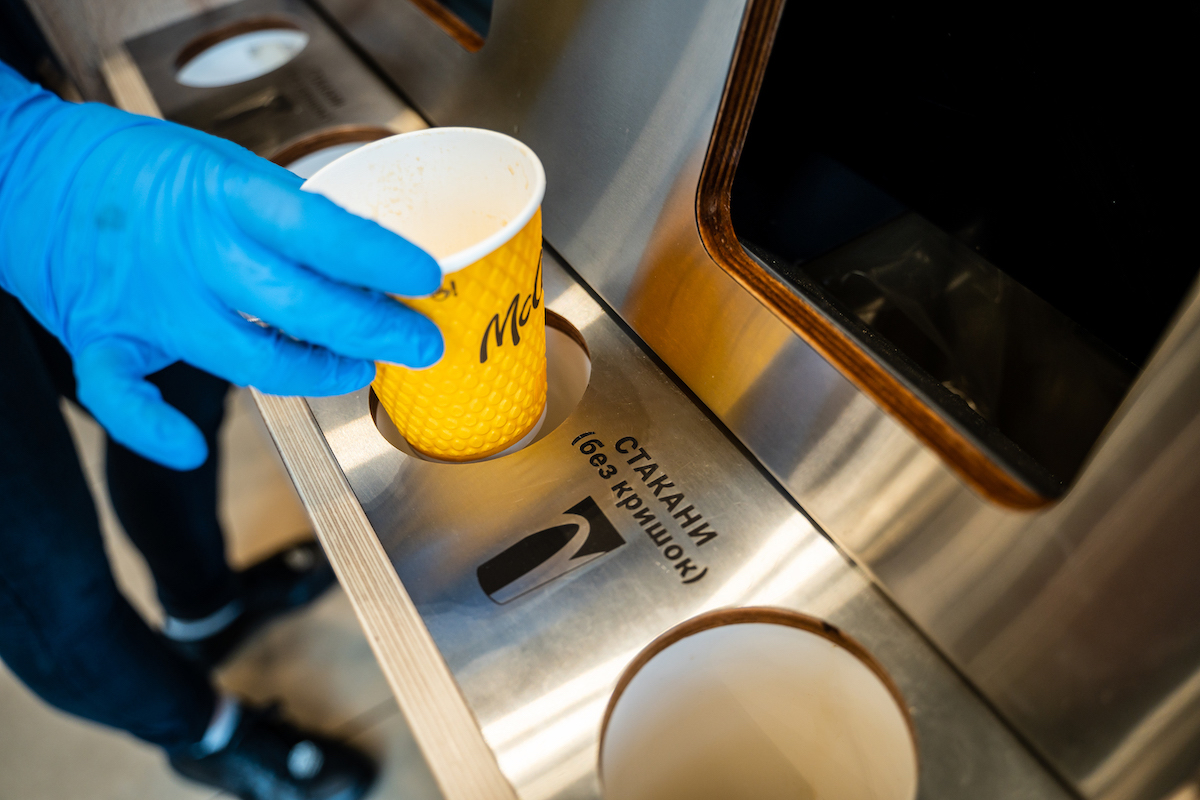 Турбуємось про довкілля разом: навіщо потрібно сортування в МакДональдз