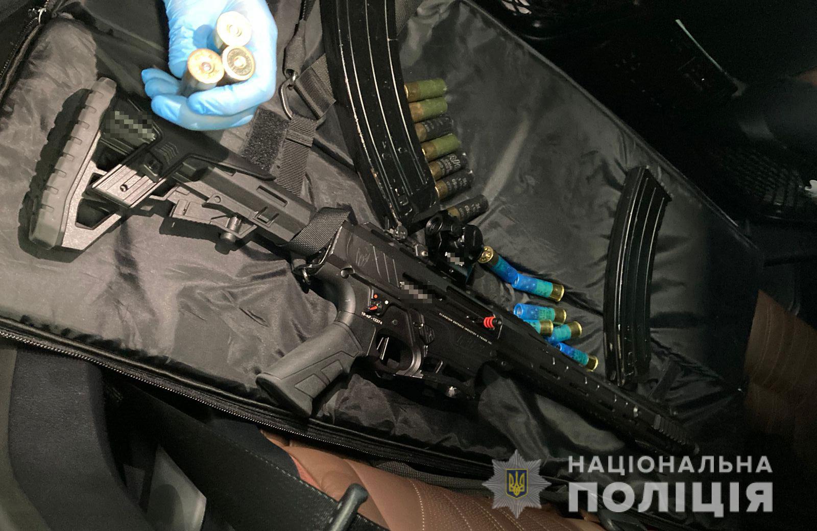 У Дніпрі затримали озброєну злочинну групу