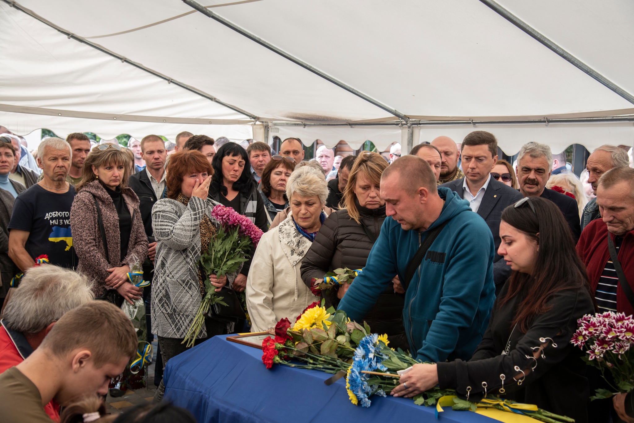 У загиблого воїна залишились дружина, син та донька