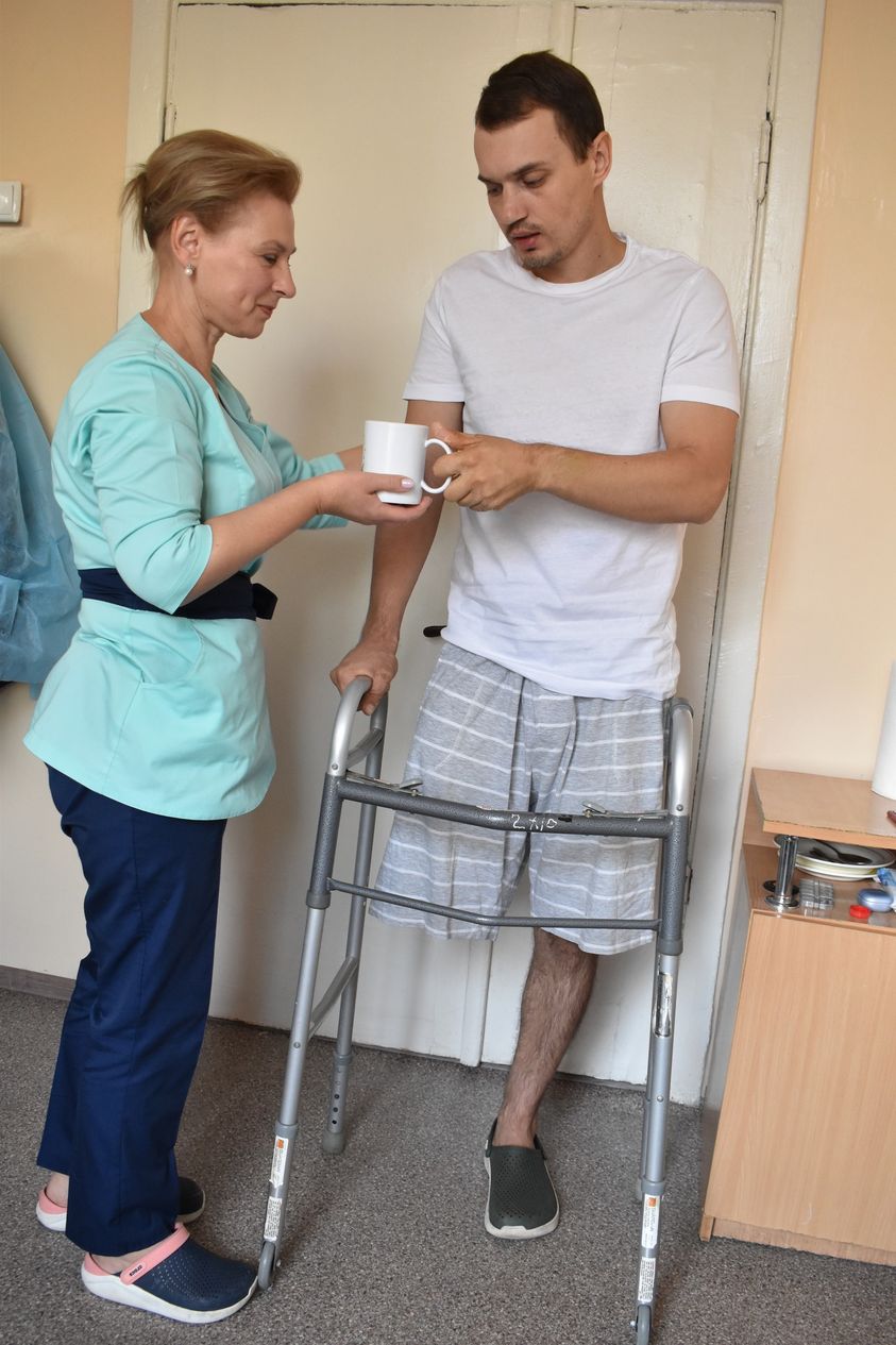 В Днепре спасли военного